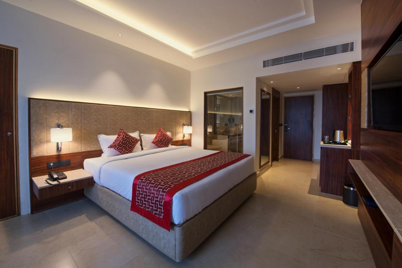 Aarya Mansion Vaccinated Staff Hotel Hassan Luaran gambar