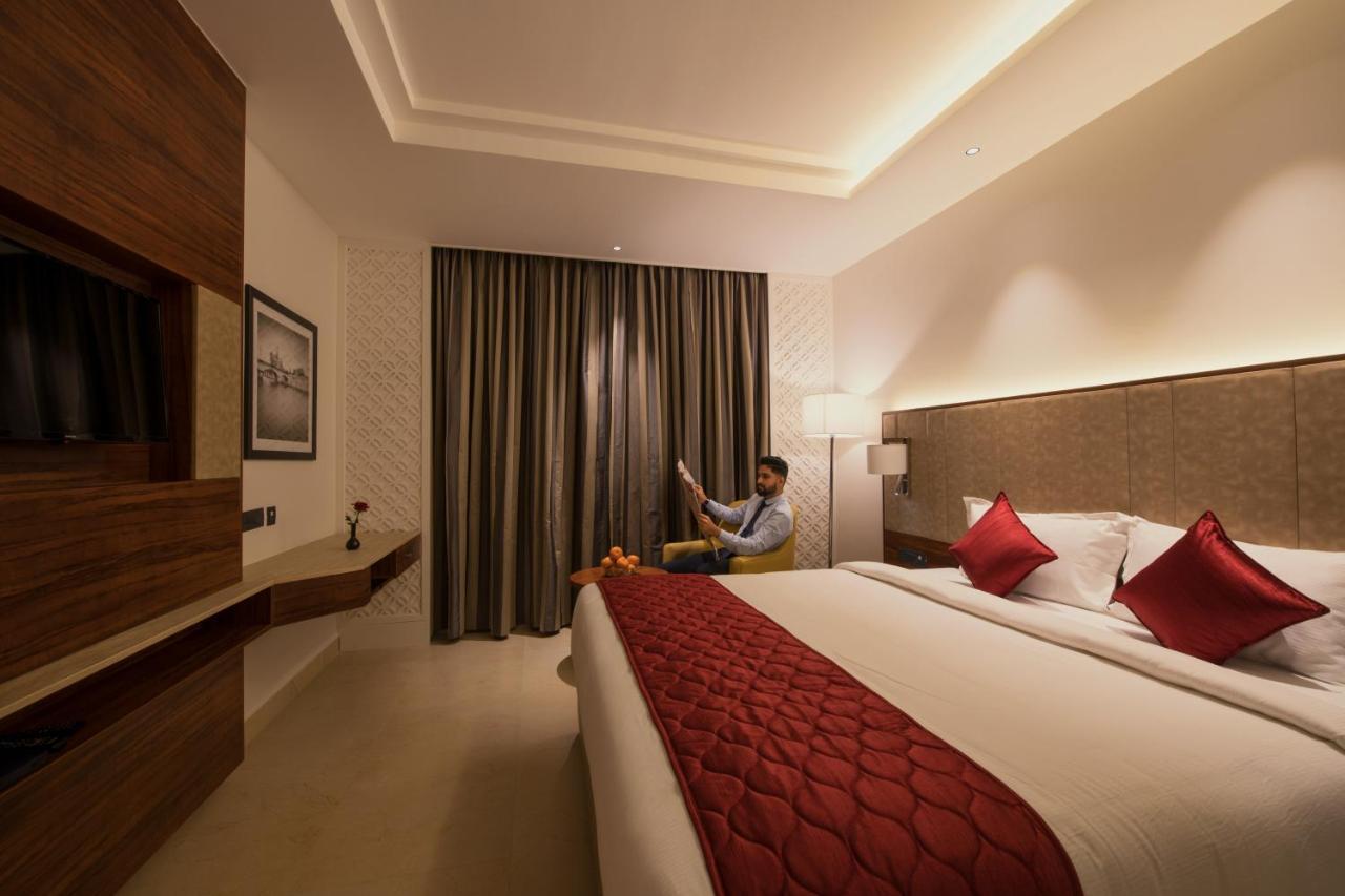 Aarya Mansion Vaccinated Staff Hotel Hassan Luaran gambar